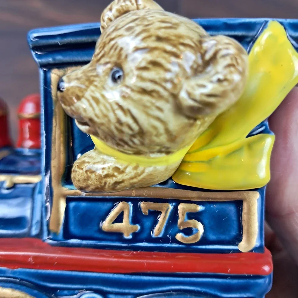 OTAGIRI Musical Train Figurine Teddy Bear 475 Plays‎ Im Sitting on Top of World
